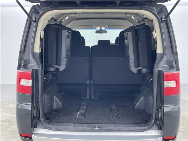 デリカD:5 G パワーパッケージ 禁煙車 純正7インチナビ クルーズコントロール 両側パワースライドドア バックカメラ パドルシフト フロアマット 純正アルミホイール オートエアコン Bluetooth スマートキー ワンセグTV(28枚目)