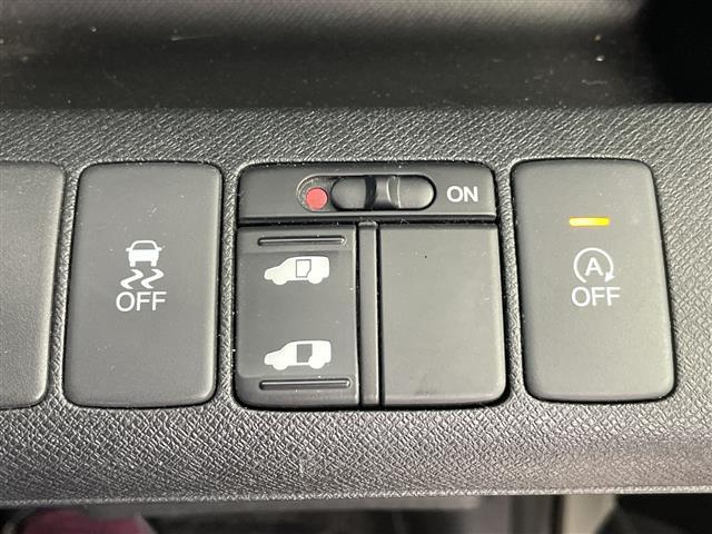 ステップワゴンスパーダ S 禁煙車 純正9インチナビ バックカメラ ETC 両側パワースライドドア クルーズコントロール アイドリングストップ Bluetooth フルセグTV 純正アルミホイール 純正フロアマット スマートキー(7枚目)