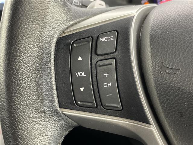 ステップワゴンスパーダ S 禁煙車 純正9インチナビ バックカメラ ETC 両側パワースライドドア クルーズコントロール アイドリングストップ Bluetooth フルセグTV 純正アルミホイール 純正フロアマット スマートキー(12枚目)