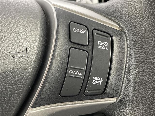 ステップワゴンスパーダ S 禁煙車 純正9インチナビ バックカメラ ETC 両側パワースライドドア クルーズコントロール アイドリングストップ Bluetooth フルセグTV 純正アルミホイール 純正フロアマット スマートキー(13枚目)