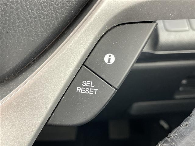 ステップワゴンスパーダ S 禁煙車 純正9インチナビ バックカメラ ETC 両側パワースライドドア クルーズコントロール アイドリングストップ Bluetooth フルセグTV 純正アルミホイール 純正フロアマット スマートキー(14枚目)