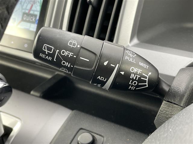 ステップワゴンスパーダ S 禁煙車 純正9インチナビ バックカメラ ETC 両側パワースライドドア クルーズコントロール アイドリングストップ Bluetooth フルセグTV 純正アルミホイール 純正フロアマット スマートキー(15枚目)