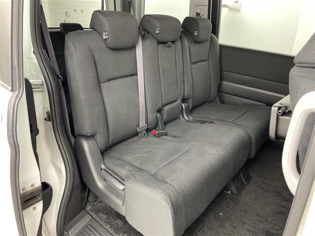 ステップワゴンスパーダ S 禁煙車 純正9インチナビ バックカメラ ETC 両側パワースライドドア クルーズコントロール アイドリングストップ Bluetooth フルセグTV 純正アルミホイール 純正フロアマット スマートキー(22枚目)