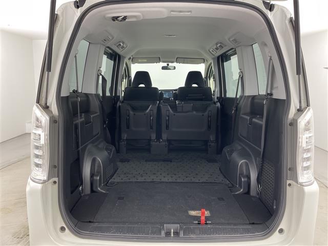 ステップワゴンスパーダ S 禁煙車 純正9インチナビ バックカメラ ETC 両側パワースライドドア クルーズコントロール アイドリングストップ Bluetooth フルセグTV 純正アルミホイール 純正フロアマット スマートキー(29枚目)