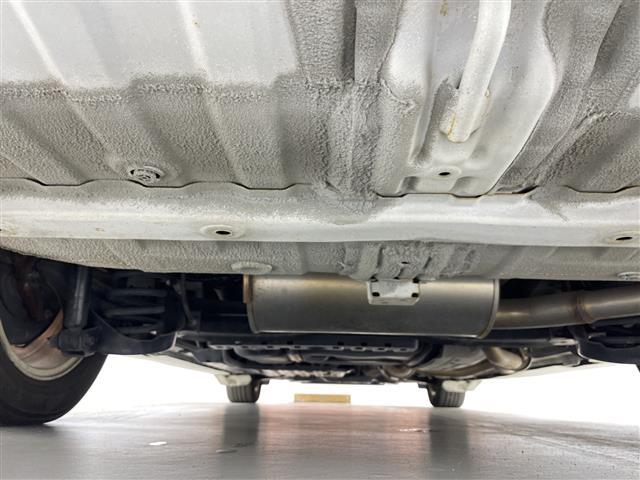 ステップワゴンスパーダ S 禁煙車 純正9インチナビ バックカメラ ETC 両側パワースライドドア クルーズコントロール アイドリングストップ Bluetooth フルセグTV 純正アルミホイール 純正フロアマット スマートキー(43枚目)