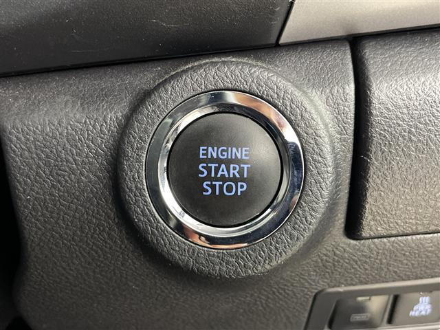 ハイラックス Ｚ　禁煙車　純正７インチナビ　ＡＲＢキャノピー　ＥＴＣ２．０　デジタルインナーミラー　ドライブレコーダー　レーダークルーズコントロール　バックカメラ　コーナーセンサー　アイドリングストップ　スマートキー（14枚目）