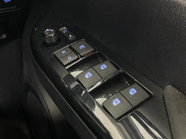 ハイラックス Ｚ　禁煙車　純正７インチナビ　ＡＲＢキャノピー　ＥＴＣ２．０　デジタルインナーミラー　ドライブレコーダー　レーダークルーズコントロール　バックカメラ　コーナーセンサー　アイドリングストップ　スマートキー（21枚目）