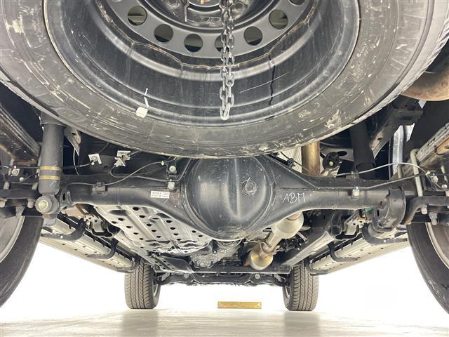 ハイラックス Ｚ　禁煙車　純正７インチナビ　ＡＲＢキャノピー　ＥＴＣ２．０　デジタルインナーミラー　ドライブレコーダー　レーダークルーズコントロール　バックカメラ　コーナーセンサー　アイドリングストップ　スマートキー（43枚目）