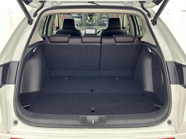 ＺＲ－Ｖ ｅ：ＨＥＶ　Ｚ　禁煙車　純正９インチナビ　全方位カメラ　ＢＯＳＥサウンド　シーケンシャルウインカー　ドライブレコーダー　ステアリングヒーター　ＥＴＣ２．０　ブラインドスポットモニター　ワイヤレス充電　衝突軽減ブレーキ（29枚目）