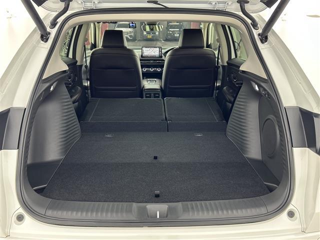 ＺＲ－Ｖ ｅ：ＨＥＶ　Ｚ　禁煙車　純正９インチナビ　全方位カメラ　ＢＯＳＥサウンド　シーケンシャルウインカー　ドライブレコーダー　ステアリングヒーター　ＥＴＣ２．０　ブラインドスポットモニター　ワイヤレス充電　衝突軽減ブレーキ（30枚目）
