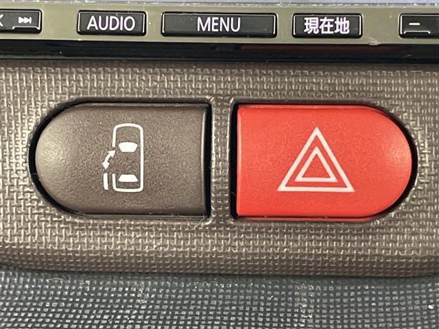 スペイド G 禁煙車 7インチナビ シートヒーター ETC パワースライドドア バックカメラ スマートキー プッシュスタート オートエアコン 純正アルミホイール 横滑り防止装置 オートライト ワンセグTV DVD(9枚目)
