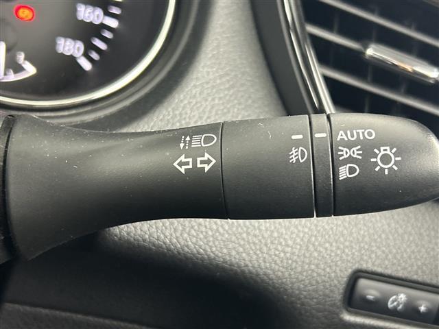 エクストレイル ２０Ｘｉ　禁煙車　ワンオーナー　純正９インチナビ　衝突軽減ブレーキ　全方位カメラ　ドライブレコーダー　デジタルインナーミラー　パワーバックドア　シートヒーター　プロパイロット　レーダークルーズコントロール　ＳＤ（21枚目）