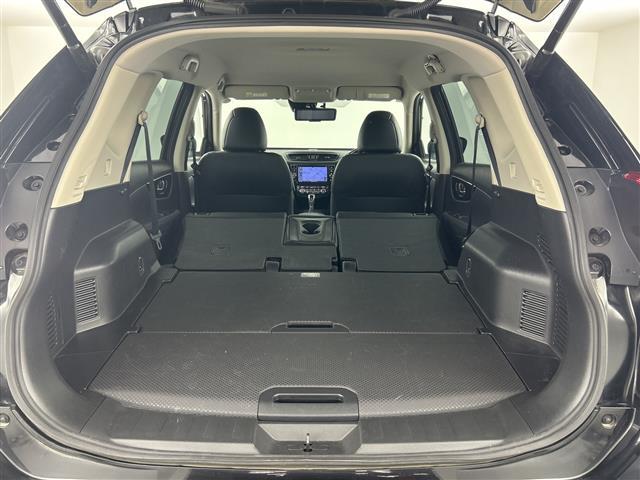 エクストレイル ２０Ｘｉ　禁煙車　ワンオーナー　純正９インチナビ　衝突軽減ブレーキ　全方位カメラ　ドライブレコーダー　デジタルインナーミラー　パワーバックドア　シートヒーター　プロパイロット　レーダークルーズコントロール　ＳＤ（30枚目）