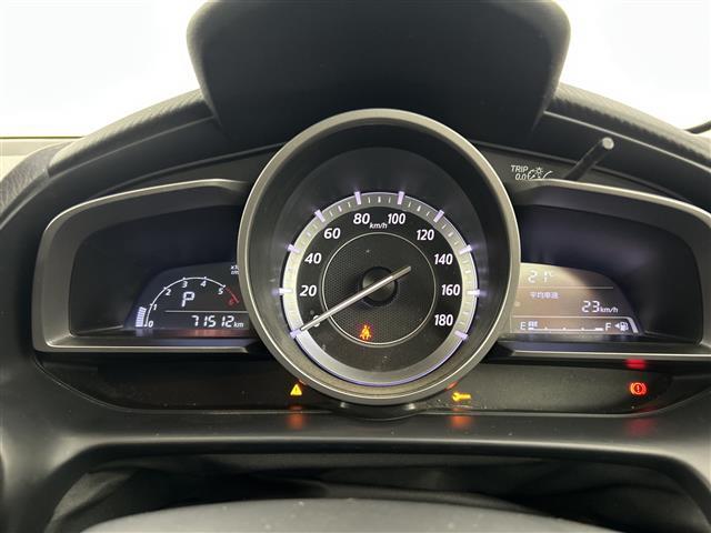 デミオ ＸＤ　禁煙車　ターボ　純正７インチナビ　バックカメラ　衝突軽減ブレーキ　ドライブレコーダー　ＥＴＣ　横滑り防止装置　純正アルミホイール　スマートキー　プッシュスタート　Ｂｌｕｅｔｏｏｔｈ　純正フロアマット（18枚目）