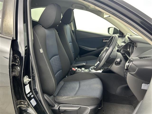 デミオ ＸＤ　禁煙車　ターボ　純正７インチナビ　バックカメラ　衝突軽減ブレーキ　ドライブレコーダー　ＥＴＣ　横滑り防止装置　純正アルミホイール　スマートキー　プッシュスタート　Ｂｌｕｅｔｏｏｔｈ　純正フロアマット（23枚目）