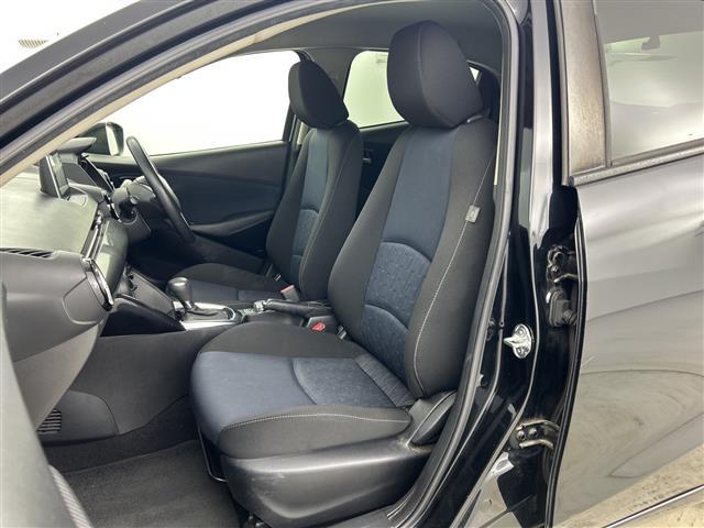 デミオ ＸＤ　禁煙車　ターボ　純正７インチナビ　バックカメラ　衝突軽減ブレーキ　ドライブレコーダー　ＥＴＣ　横滑り防止装置　純正アルミホイール　スマートキー　プッシュスタート　Ｂｌｕｅｔｏｏｔｈ　純正フロアマット（24枚目）