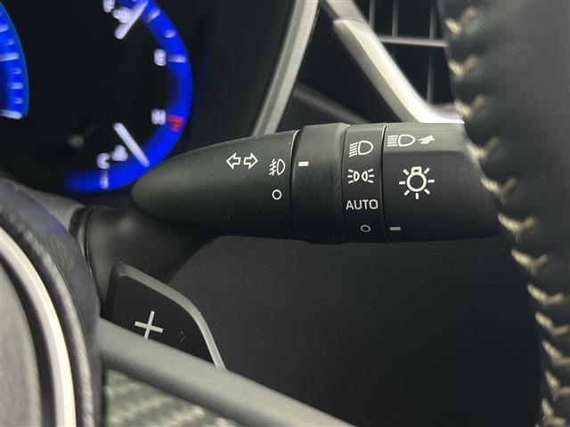 カローラスポーツ Ｇ　Ｚ　禁煙車　純正９インチナビ　ＴＲＤフルエアロ　ＥＴＣ２．０　ヘッドアップディスプレイ　ブラインドスポットモニター　デジタルインナーミラー　純正８ｃｈスピーカー　ドライブレコーダー　フルセグＴＶ　ＨＤＭＩ（22枚目）