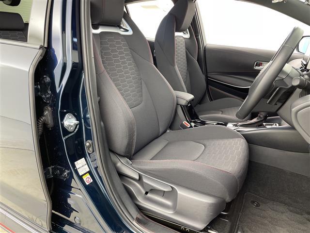 カローラスポーツ Ｇ　Ｚ　禁煙車　純正９インチナビ　ＴＲＤフルエアロ　ＥＴＣ２．０　ヘッドアップディスプレイ　ブラインドスポットモニター　デジタルインナーミラー　純正８ｃｈスピーカー　ドライブレコーダー　フルセグＴＶ　ＨＤＭＩ（24枚目）