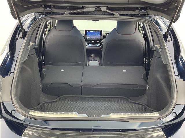 カローラスポーツ Ｇ　Ｚ　禁煙車　純正９インチナビ　ＴＲＤフルエアロ　ＥＴＣ２．０　ヘッドアップディスプレイ　ブラインドスポットモニター　デジタルインナーミラー　純正８ｃｈスピーカー　ドライブレコーダー　フルセグＴＶ　ＨＤＭＩ（30枚目）