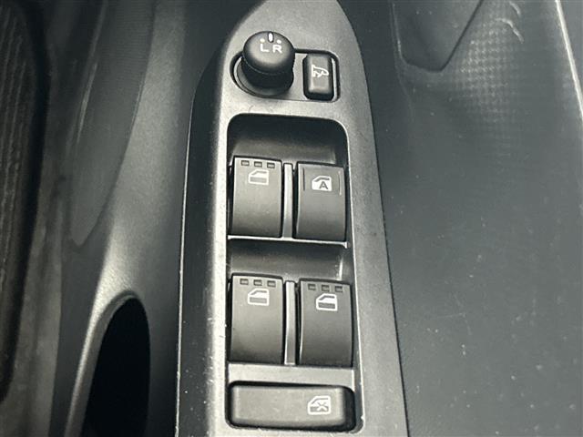 ミライース Ｘ　ＳＡＩＩＩ　禁煙車　純正７インチナビ　バックカメラ　衝突軽減ブレーキ　レーンキープアシスト　オートマチックハイビーム　横滑り防止装置　ＥＴＣ　ＵＳＢ　アイドリングストップ　パーキングセンサー　Ｂｌｕｅｔｏｏｔｈ（20枚目）