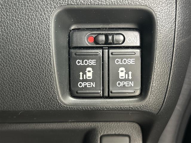 N-BOX モデューロX G・ターボパッケージ 禁煙車 純正7インチナビ パドルシフト ETC バックカメラ 両側パワースライドドア 15インチアルミホイール 純正フロアマット ベンチシート クルーズコントロール スマートキー プッシュスタート(8枚目)