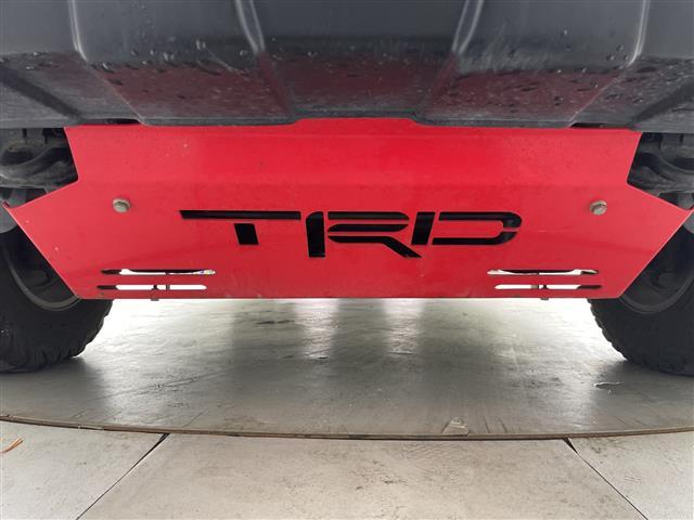 ハイラックス Ｚ　純正７インチナビ　バックカメラ　衝突軽減ブレーキ　レーンキープアシスト　スマートキー　プッシュスタート　ダウンヒルアシストコントロール　ＬＥＤヘッドライト　ＭＴモード付ＡＴ　ＥＴＣ　フォグランプ（37枚目）