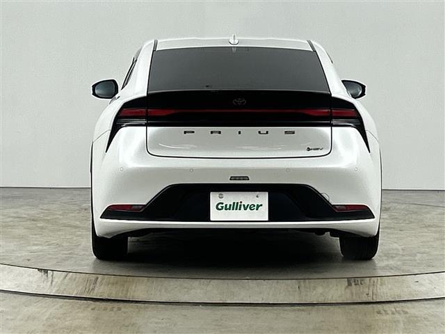 プリウス Ｚ　現行モデル　純正１２．３インチナビ　禁煙車　ＥＴＣ２．０　全方位カメラ　衝突軽減ブレーキ　シートヒーター　シートベンチレーション　ＨＤＭＩ　ブラインドスポットモニター　ＡＣ１００Ｖ電源　ワイヤレス充電（34枚目）