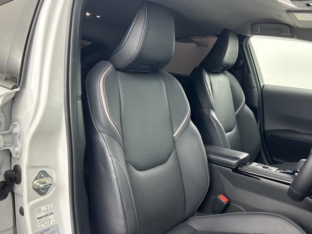 プリウス Ｚ　現行モデル　純正１２．３インチナビ　禁煙車　ＥＴＣ２．０　全方位カメラ　衝突軽減ブレーキ　シートヒーター　シートベンチレーション　ＨＤＭＩ　ブラインドスポットモニター　ＡＣ１００Ｖ電源　ワイヤレス充電（36枚目）