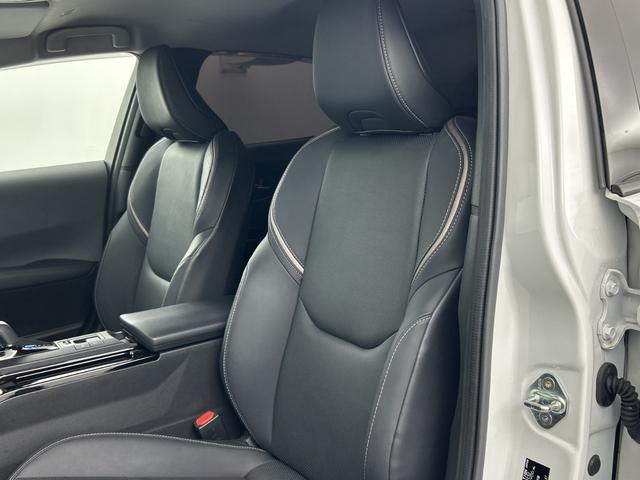 プリウス Ｚ　現行モデル　純正１２．３インチナビ　禁煙車　ＥＴＣ２．０　全方位カメラ　衝突軽減ブレーキ　シートヒーター　シートベンチレーション　ＨＤＭＩ　ブラインドスポットモニター　ＡＣ１００Ｖ電源　ワイヤレス充電（41枚目）