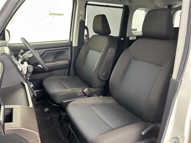 ルーミー Ｇ　禁煙車　ワンオーナー　純正９インチナビ　ＥＴＣ　両側パワースライドドア　衝突軽減ブレーキ　コーナーセンサー　レーンキープアシスト　アイドリングストップ　Ｂｌｕｅｔｏｏｔｈ　フルセグＴＶ　スマートキー（20枚目）