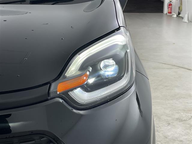 シエンタ ハイブリッドＺ　現行モデル　純正１０．５インチナビ　ＡＣ１００Ｖ電源　全方位カメラ　ＥＴＣ２．０　禁煙車　衝突軽減ブレーキ　シートヒーター　ステアリングヒーター　ドライブレコーダー　Ｂｌｕｅｔｏｏｔｈ　フルセグＴＶ（38枚目）