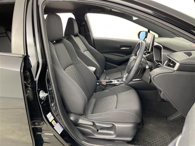 カローラスポーツ Ｇ　禁煙車　ワンオーナー　純正９インチナビ　ＬＥＤヘッドライト　シートヒーター　バックカメラ　ＵＳＢ　衝突軽減ブレーキ　レーンキープアシスト　オートマチックハイビーム　フルセグＴＶ　Ｂｌｕｅｔｏｏｔｈ（22枚目）