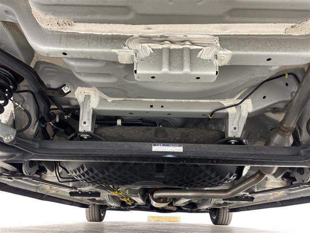 トール カスタムＧ　ターボ　禁煙車　９インチアルパイン製ナビ　モデリスタエアロ　バックカメラ　衝突軽減ブレーキ　シートヒーター　両側パワースライドドア　ドライブレコーダー　ＥＴＣ　アイドリングストップ　純正フロアマット　ＵＳＢ（41枚目）