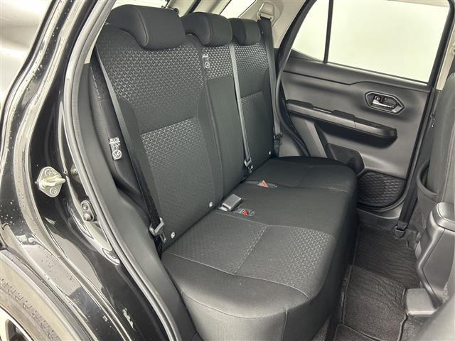 ロッキー Ｇ　禁煙　ターボ　純正７インチナビ　バックカメラ　衝突軽減ブレーキ　レーダークルーズコントロール　オートマチックハイビーム　レーンキープアシスト　ＬＥＤヘッドライト　純正フロアマット　スマートキー　ＵＳＢ（24枚目）