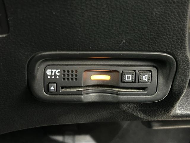 ヴェゼル ハイブリッドRS・ホンダセンシング 禁煙車 純正8インチナビ バックカメラ 衝突軽減ブレーキ HDMI シートヒーター レーダークルーズコントロール レーンキープアシスト パワーシート Bluetooth フルセグTV スマートキー(7枚目)