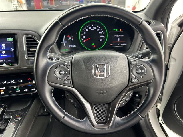 ヴェゼル ハイブリッドRS・ホンダセンシング 禁煙車 純正8インチナビ バックカメラ 衝突軽減ブレーキ HDMI シートヒーター レーダークルーズコントロール レーンキープアシスト パワーシート Bluetooth フルセグTV スマートキー(15枚目)