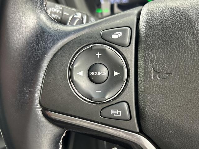 ヴェゼル ハイブリッドRS・ホンダセンシング 禁煙車 純正8インチナビ バックカメラ 衝突軽減ブレーキ HDMI シートヒーター レーダークルーズコントロール レーンキープアシスト パワーシート Bluetooth フルセグTV スマートキー(17枚目)