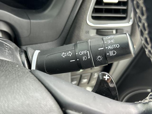 ヴェゼル ハイブリッドRS・ホンダセンシング 禁煙車 純正8インチナビ バックカメラ 衝突軽減ブレーキ HDMI シートヒーター レーダークルーズコントロール レーンキープアシスト パワーシート Bluetooth フルセグTV スマートキー(20枚目)