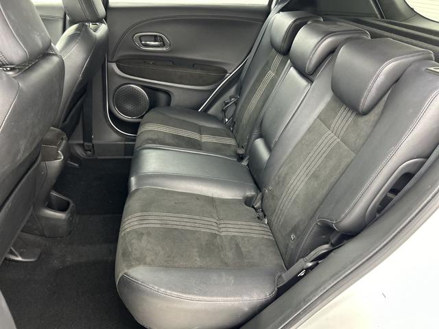 ヴェゼル ハイブリッドRS・ホンダセンシング 禁煙車 純正8インチナビ バックカメラ 衝突軽減ブレーキ HDMI シートヒーター レーダークルーズコントロール レーンキープアシスト パワーシート Bluetooth フルセグTV スマートキー(26枚目)