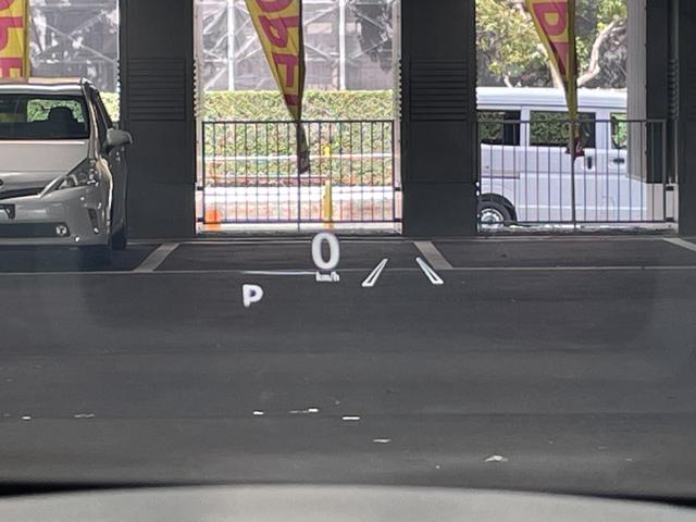 NX NX300h Fスポーツ 禁煙車 純正12.3インチナビ サンルーフ ETC2.0 全方位カメラ シーケンシャルウインカー ドライブレコーダー ヘッドアップディスプレイ ステアリングヒーター 衝突軽減ブレーキ レザーシート(7枚目)