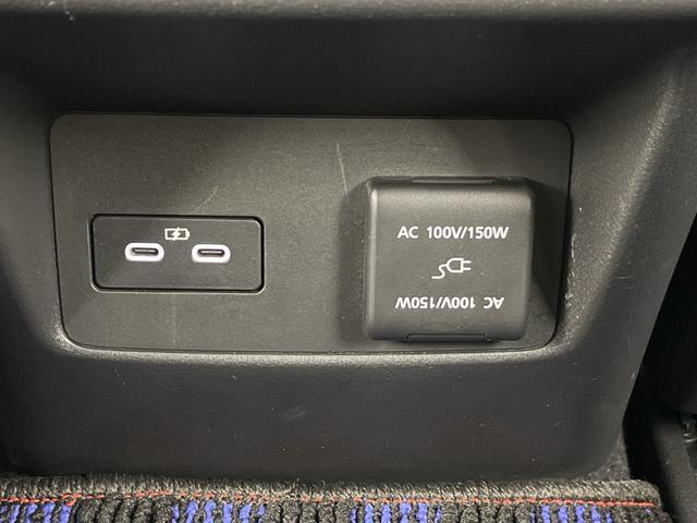 CX-60 XD-ハイブリッド エクスクルーシブスポーツ 禁煙車 純正10.25インチナビ 全方位カメラ BOSEサウンド ブラインドスポットモニター ヘッドアップディスプレイ AC100V電源 ETC 衝突軽減ブレーキ ワイヤレス充電 ステアリングヒーター(11枚目)