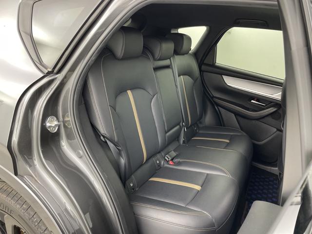 CX-60 XD-ハイブリッド エクスクルーシブスポーツ 禁煙車 純正10.25インチナビ 全方位カメラ BOSEサウンド ブラインドスポットモニター ヘッドアップディスプレイ AC100V電源 ETC 衝突軽減ブレーキ ワイヤレス充電 ステアリングヒーター(27枚目)