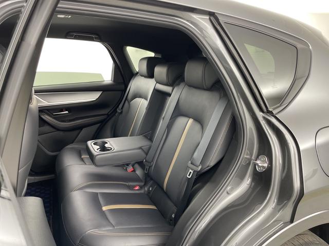 CX-60 XD-ハイブリッド エクスクルーシブスポーツ 禁煙車 純正10.25インチナビ 全方位カメラ BOSEサウンド ブラインドスポットモニター ヘッドアップディスプレイ AC100V電源 ETC 衝突軽減ブレーキ ワイヤレス充電 ステアリングヒーター(28枚目)