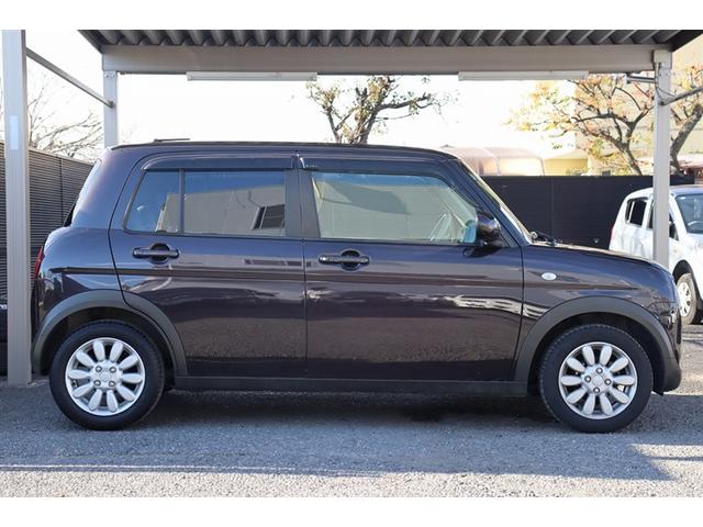 アルトラパン Ｓ　ＥＴＣ　バックカメラ　ナビ　ＴＶ　衝突被害軽減システム　ＨＩＤ　スマートキー　アイドリングストップ　電動格納ミラー　シートヒーター　ベンチシート　ＣＶＴ　盗難防止システム　ＡＢＳ　ＥＳＣ　ＣＤ　ＵＳＢ（7枚目）