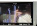 Ｓ　ＥＴＣ　バックカメラ　ナビ　ＴＶ　衝突被害軽減システム　ＨＩＤ　スマートキー　アイドリングストップ　電動格納ミラー　シートヒーター　ベンチシート　ＣＶＴ　盗難防止システム　ＡＢＳ　ＥＳＣ　ＣＤ　ＵＳＢ（27枚目）