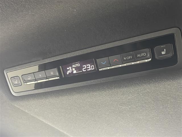 ヴォクシー Ｓ－Ｚ　Ｔ－ｃｏｎｎｅｃｔナビ　ＡＭ　ＦＭ　Ｂｌｕｅｔｏｏｔｈ　Ｍｉｒａｃａｓｔアラウンドビューモニター　快適利便パッケージＨｉｇｈ　ハンズフリーデュアルパワースライドドア（挟み込み防止機能付）ＥＴＣ（10枚目）