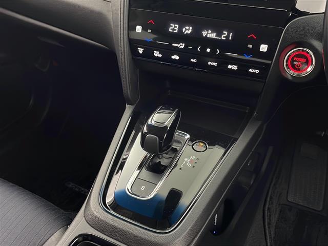 シャトル ハイブリッドＺ　ホンダセンシング　純正７インチＳＤナビ　フルセグ／ＢＴ／ＤＶＤ／ＵＳＢ／ＳＤ　バックカメラ　ビルトインＥＴＣ　純正ドライブレコーダー　ホンダセンシング　アダプティブクルーズコントロール　レーンキープアシスト（9枚目）