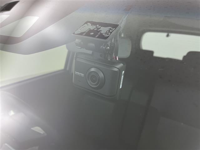 ムーヴ カスタム　Ｘ　ＶＳ　ＳＡＩＩＩ　純正ＳＤナビ　全周囲モニター　フルセグ　ドライブレコーダー　スマートアシスト　衝突軽減ブレーキ　車線逸脱警報　誤発進抑制機能　先行車発進お知らせ　コーナーセンサー　オートハイビーム　ＥＴＣ（8枚目）