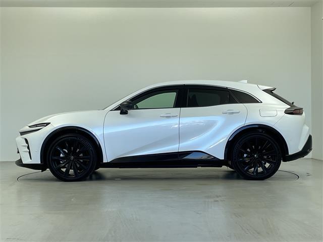 クラウンスポーツ Ｚ　パノラマルーフ　デジタルインナーミラー　ヘッドアップディスプレイ　純正１２．３インチナビ　Ｂｌｕｅｔｏｏｔｈ　ＵＳＢ　ＡｐｐｌｅＣａｒＰｌａｙ　　フルセグ　パノラミックビューモニター　ＥＴＣ２．０（32枚目）