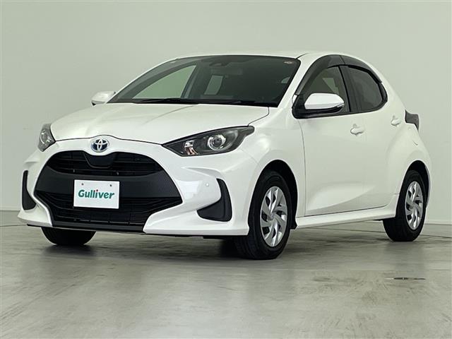ヤリス ハイブリッドＸ　純正ナビ　ＡＭ　ＦＭ　Ｂｌｕｅｔｏｏｔｈ　バックカメラ　レーダークルーズコントロール　レーンキープアシスト　プリクラッシュセーフティ　ステアリングスイッチ　ビルトインＥＴＣ　オートライト　リモコンキー（29枚目）